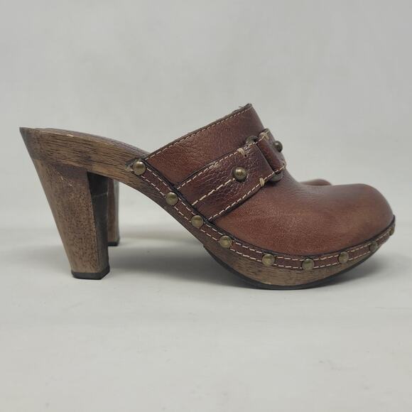 Banana Republic Clogs 7 Brown Leather Wooden Heel Studs Mules Boho Platform Y2K - Picture 2 of 12